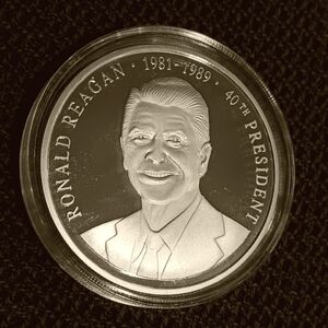 American Mint Ronald Reagan Plated Medal Coin 40mm